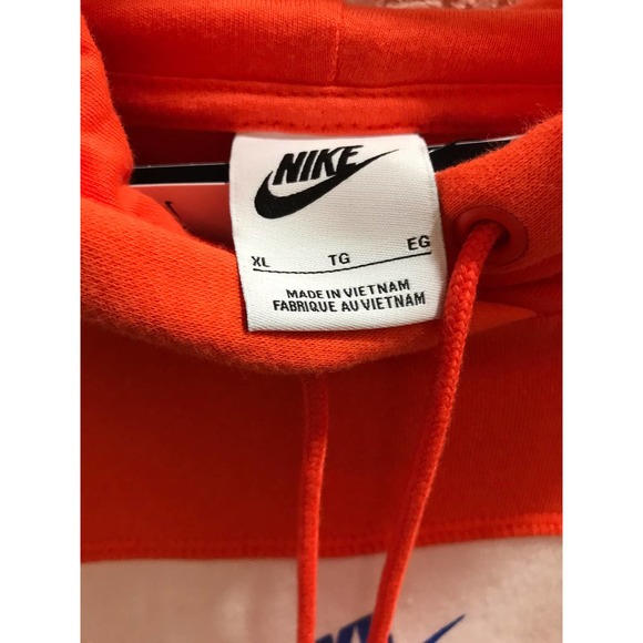 NWT  Nike Women's  XL  Loose Fit Sweater‎ Hooded - Picture 9 of 11